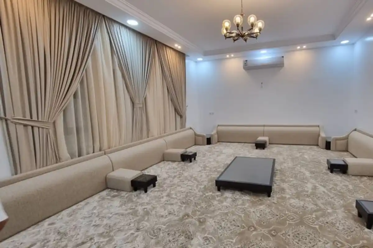Opulent curtains for traditional majlis design