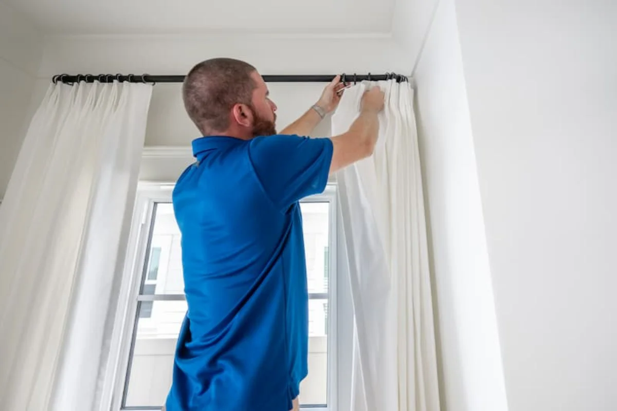 Curtain installation provider Dubai UAE expert