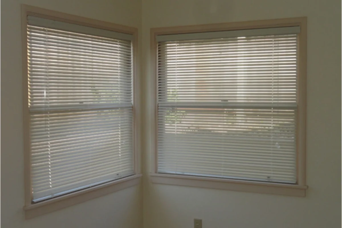 Professional aluminum blinds installation Dubai