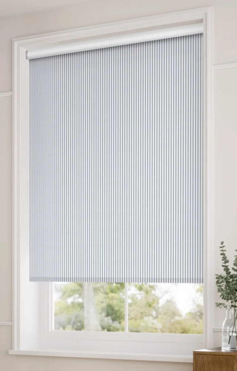 Roller blinds enhance comfort place Dubai