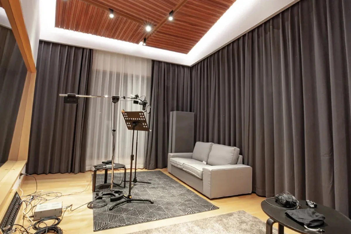 Soundproof curtains studio room Dubai