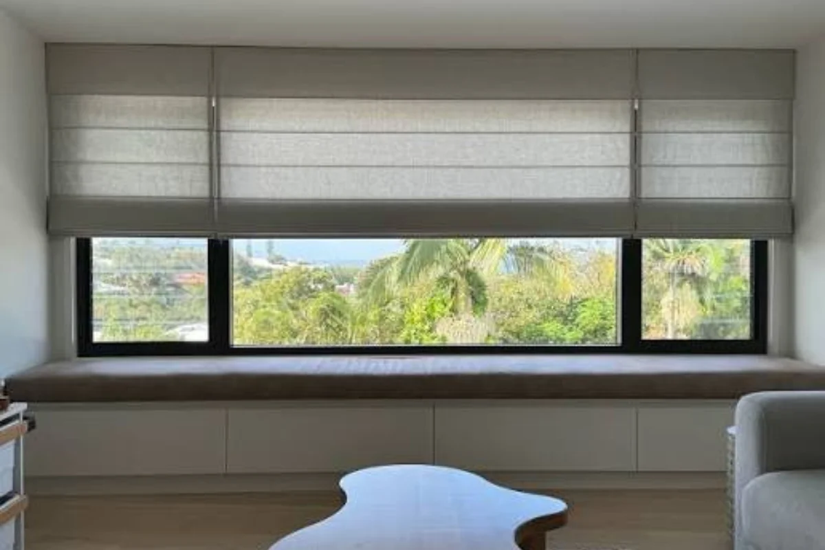 Stylish roman blinds light control Dubai